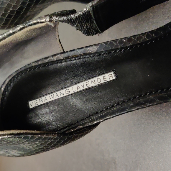 Heels - Picture 2 of 5